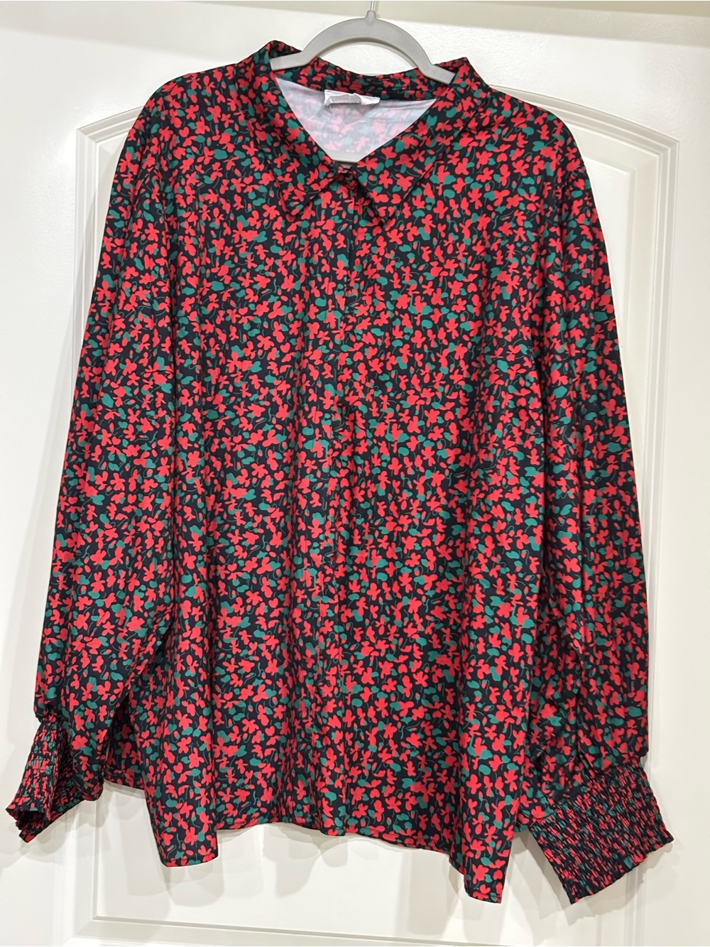 Women’s blouse by Lovelyn